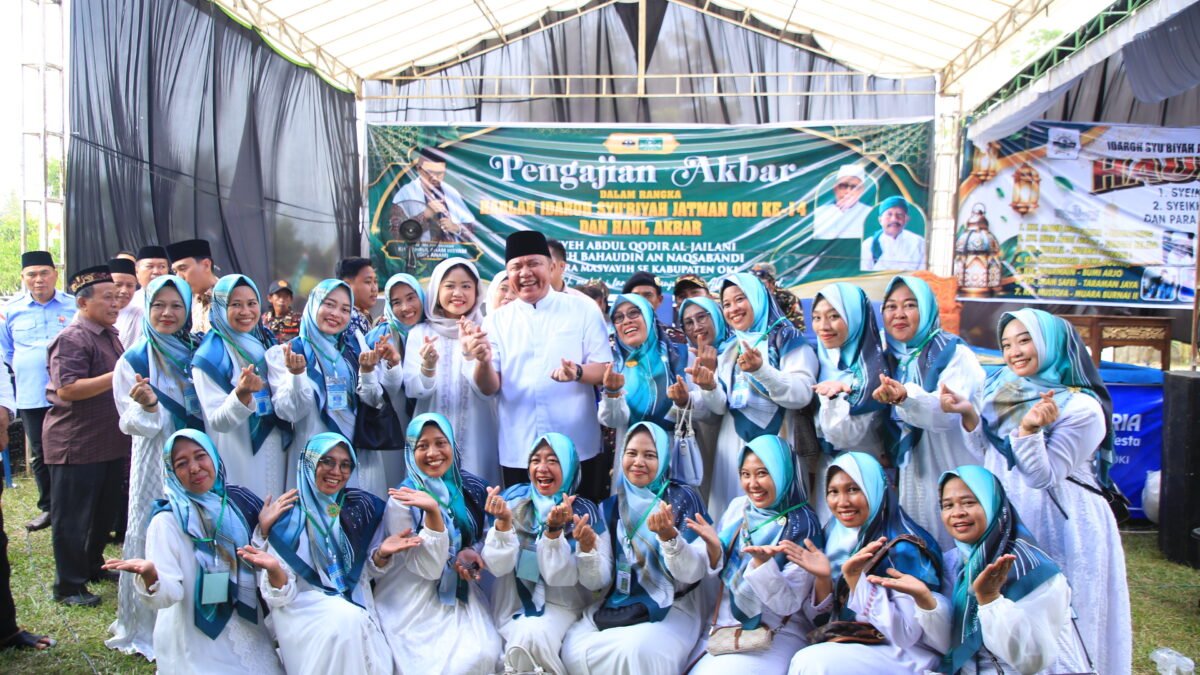 Herman Deru Apresiasi Kiprah JATMAN dalam Menjaga Ukhuwah, Serahkan Bantuan Rp25 Juta untuk Harlah ke-14 JATMAN OKI