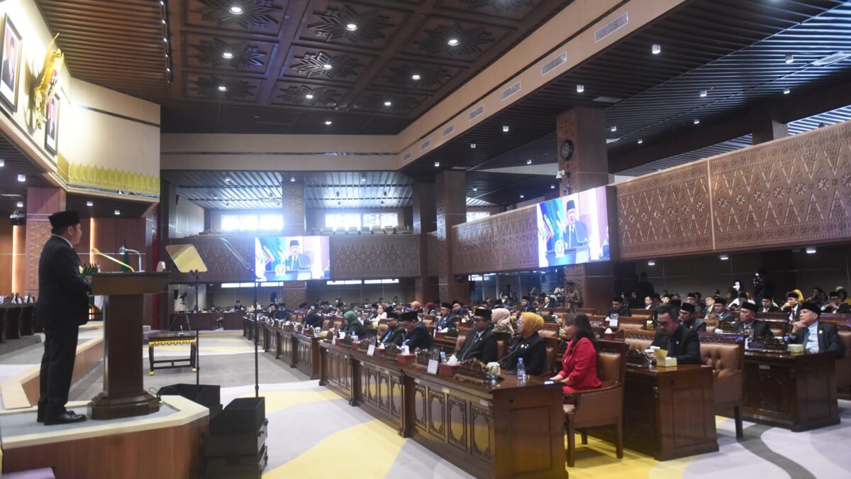 Gubernur Herman Deru Apresiasi Sinergi DPRD, Raperda Pertanggungjawaban APBD 2025 Disetujui