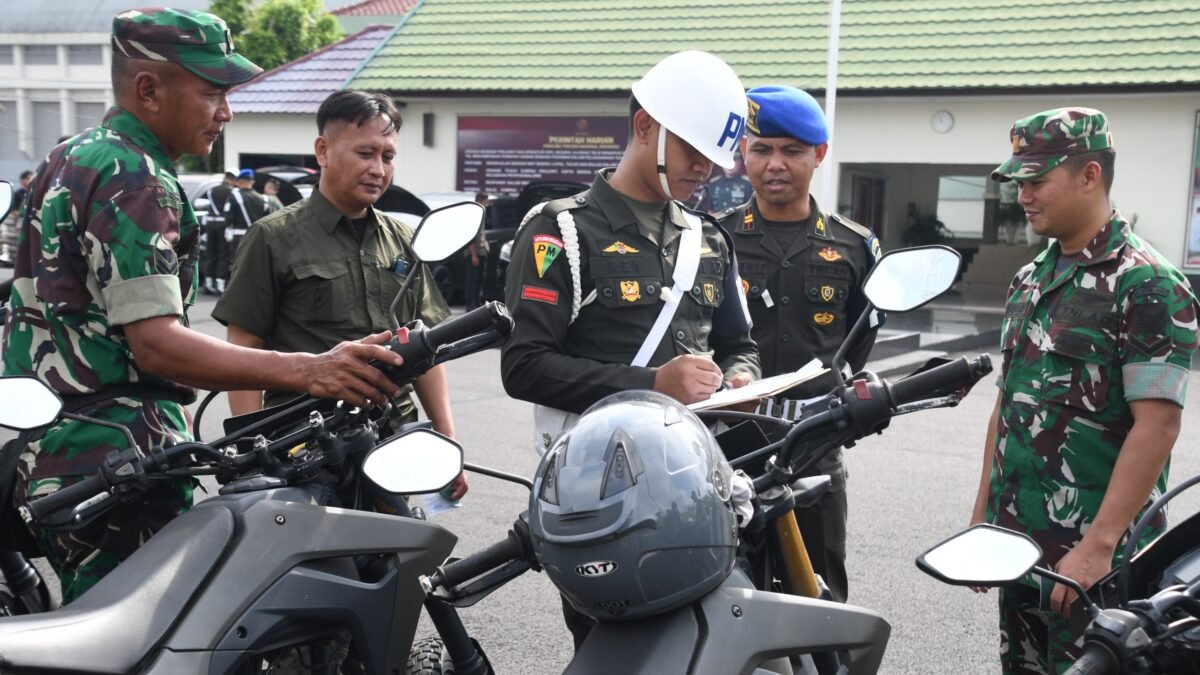 Pastikan Kendaraan Dinas Laik dan Siap Operasional, Korem 044/Gapo Gelar Pemeriksaan Menyeluruh