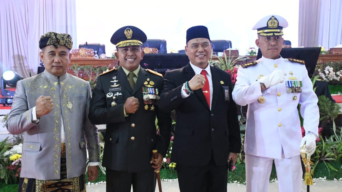 Danrem 044/Gapo Hadiri Rapat Paripurna Hari Jadi ke-116 Kabupaten OKU