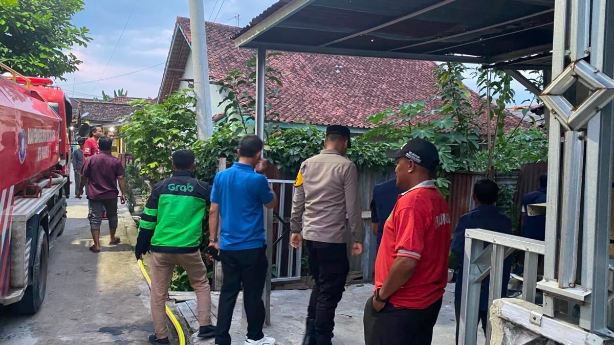 Sinergi Polri, Damkar, dan Petro Prabu Berhasil Kendalikan Insiden Kebocoran Pipa Gas