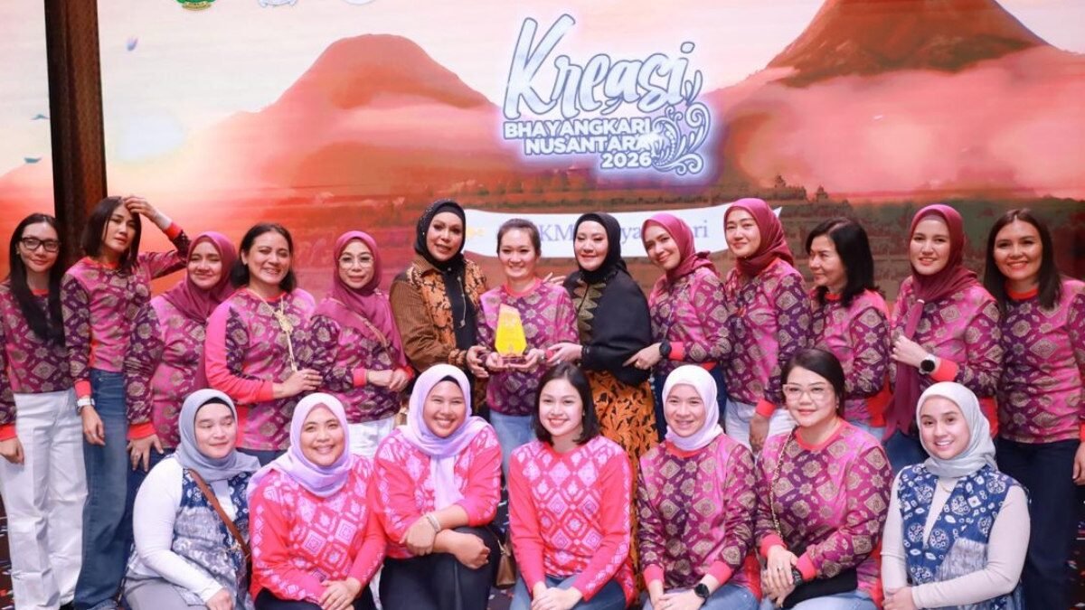 Bhayangkari Sumsel Juara 1 Stand Terbersih di KBN 2026, Angkat UMKM Lokal