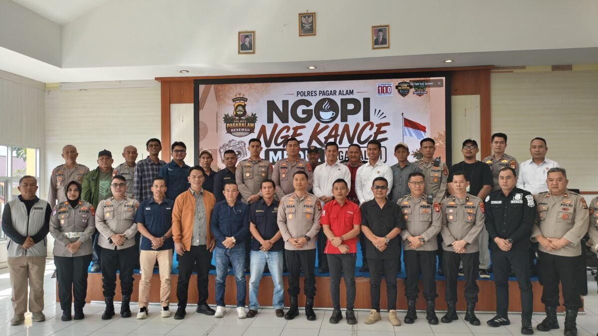 Kapolres Adam Purbantoro Bangun Kedekatan dengan Awak Media Pagar Alam