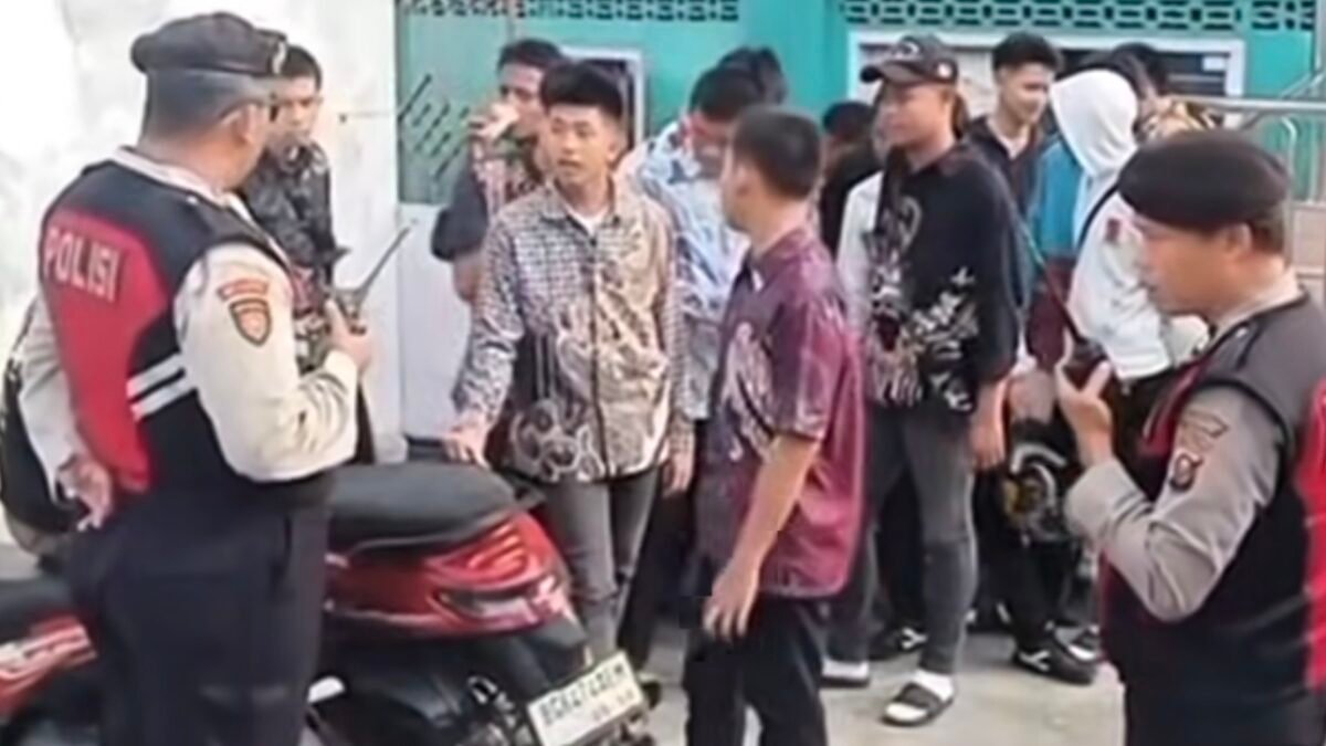 Sat Samapta Polrestabes Palembang Respon Cepat, Antisipasi Tawuran dengan Beri Imbauan kepada Pelajar