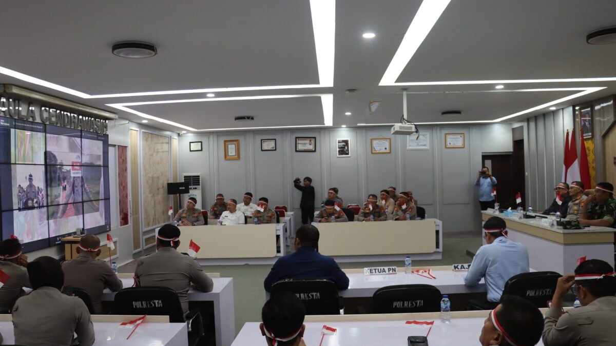 TNI-Polri Bangun Akses untuk Rakyat, Presiden Prabowo Resmikan 3.395 Jembatan dan 3.000 Sumber Air Bersih