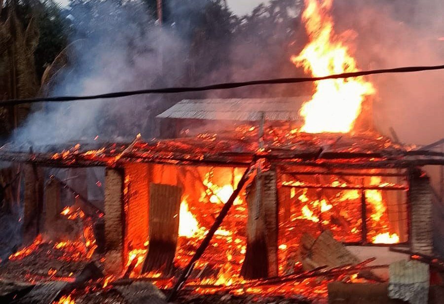 Rumah panggung di OKU yang ludes terbakar akibat korsleting listrik
