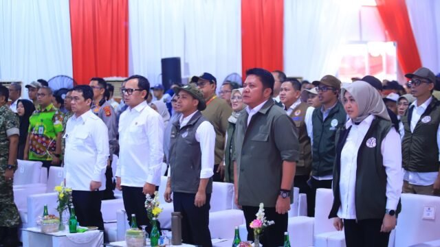 Gubernur Herman Deru menyampaikan pidato tentang kelestarian hutan Sumsel di Banyuasin.