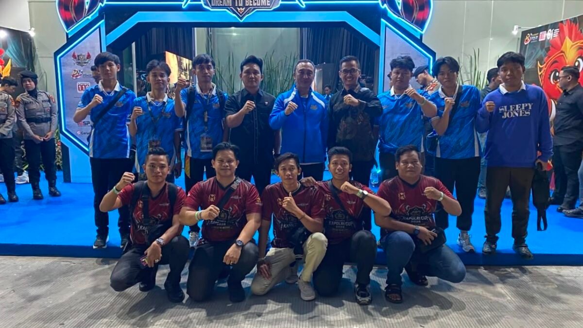 Tim E-Sport Polda Sumsel didampingi personel Polres Banyuasin di Kapolri Cup 2026