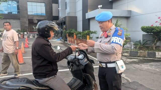 Personel Polda Sumsel menjalani pemeriksaan Gaktiblin oleh Propam di Palembang