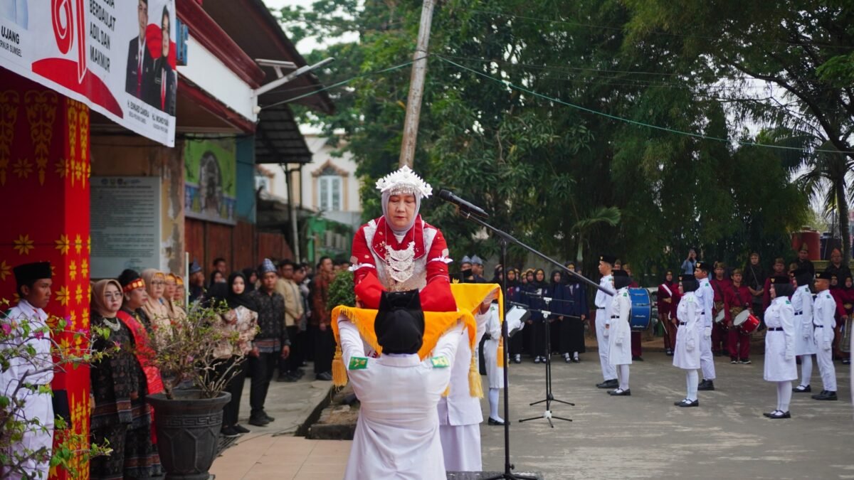 Siswa SMAN 10 Palembang rayakan HUT RI ke-81, wujudkan pendidikan karakter melalui semangat kemerdekaan.