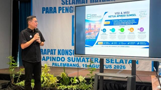 Ketua DPD APINDO Sumsel Zewwy Salim memimpin konsolidasi pengurus di Palembang.
