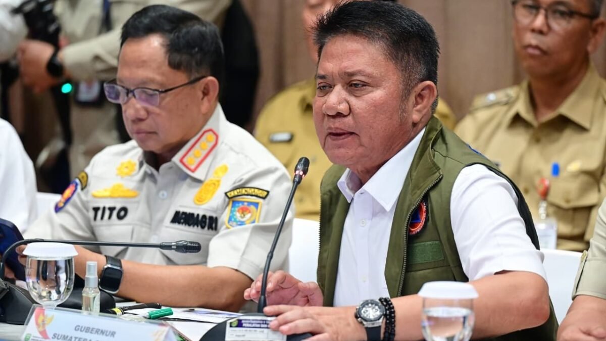 Gubernur Herman Deru bersama Kapolda dan Kajati Sumsel membahas penanganan Karhutla Sumsel