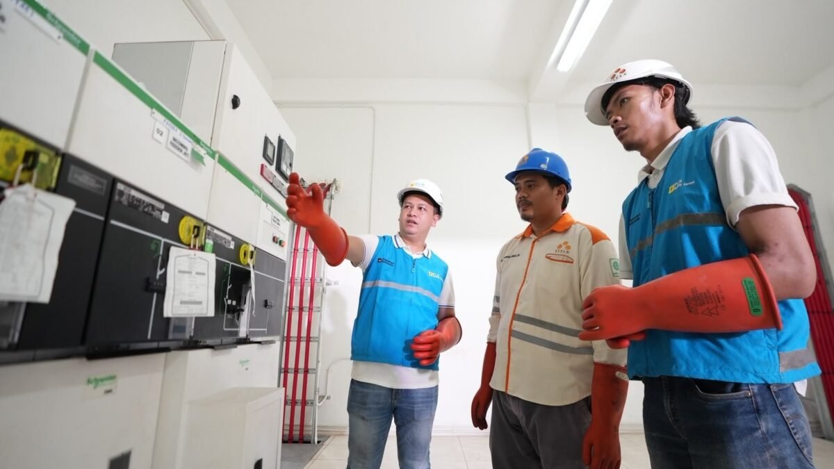 Infrastruktur kelistrikan PLN ES di PT Swarnadwipa Dermaga Jaya mendukung green mining