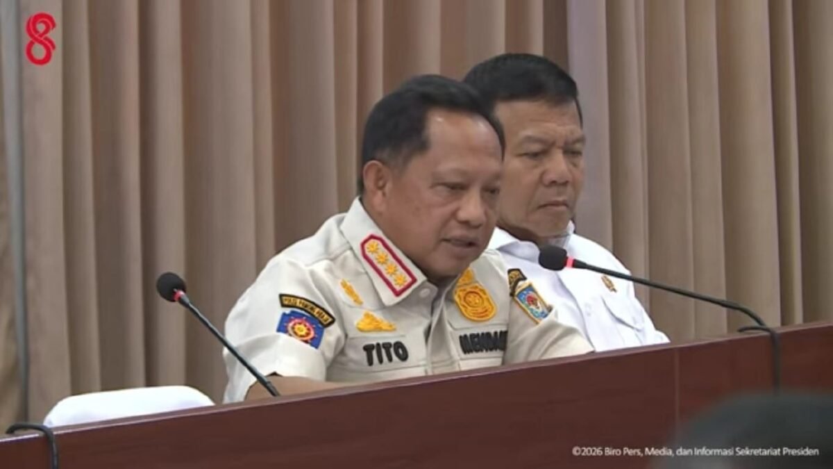 Presiden Prabowo Subianto dan Mendagri Tito Karnavian membahas penguatan pencegahan Karhutla di Riau.