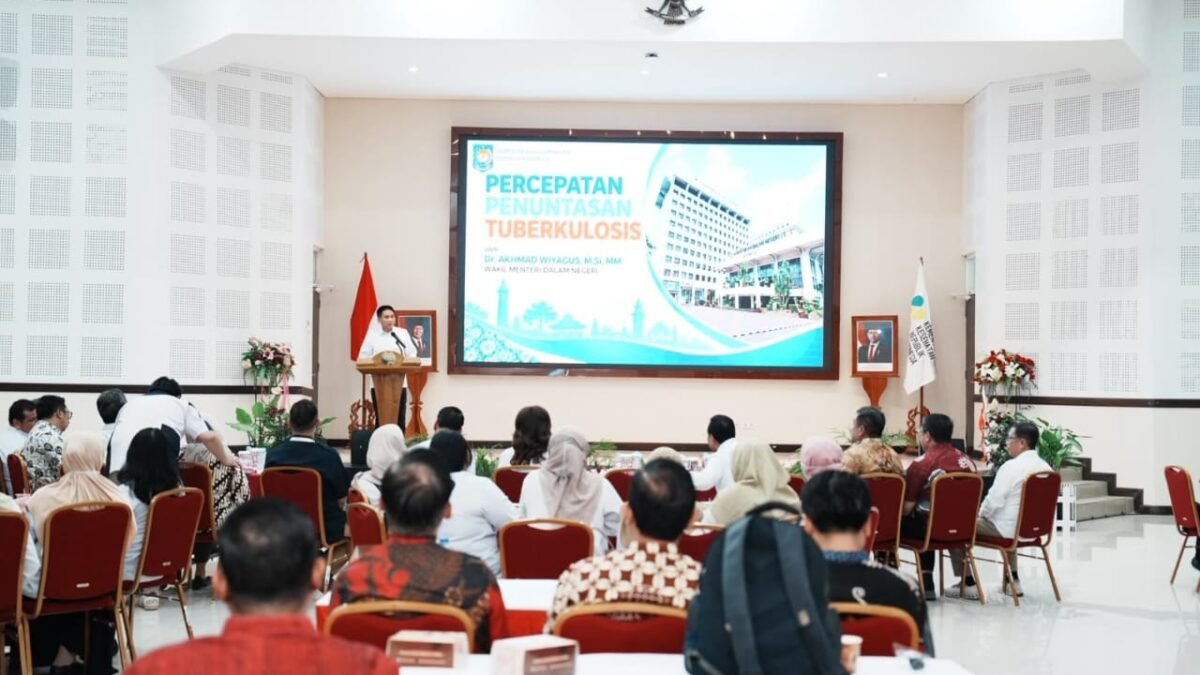 Lindungi Produktivitas Masyarakat, Wamendagri Wiyagus Dorong Pemda Percepat Penanggulangan TB