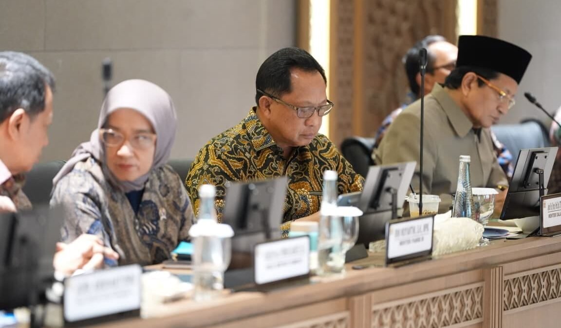 Mendagri: Pemerintah Terus Bahas Penataan PPPK Lintas Profesi, Terutama Guru