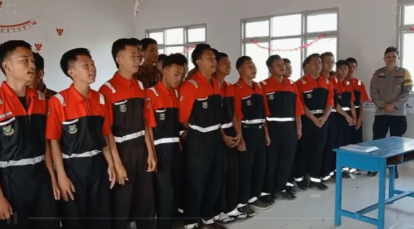 Cegah Tawuran dan Balap Liar, Bhabinkamtibmas Sosialisasi Kamtibmas ke Siswa SMKN 4 Palembang