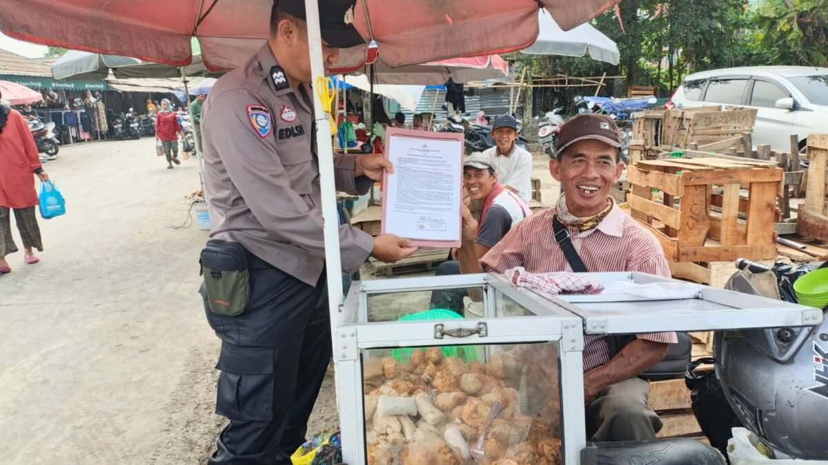 Jaga Udara, Jaga Lingkungan! Polsek Plaju Gencarkan Pencegahan Karhutla