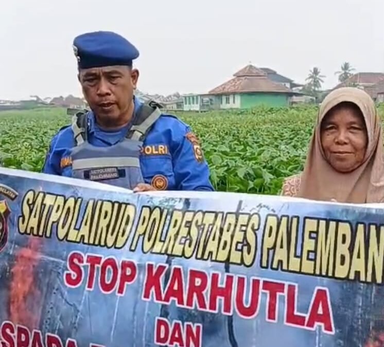Cegah Karhutla, Satpolairud Polrestabes Palembang Patroli Pantau Titik Api di Perairan Kertapati