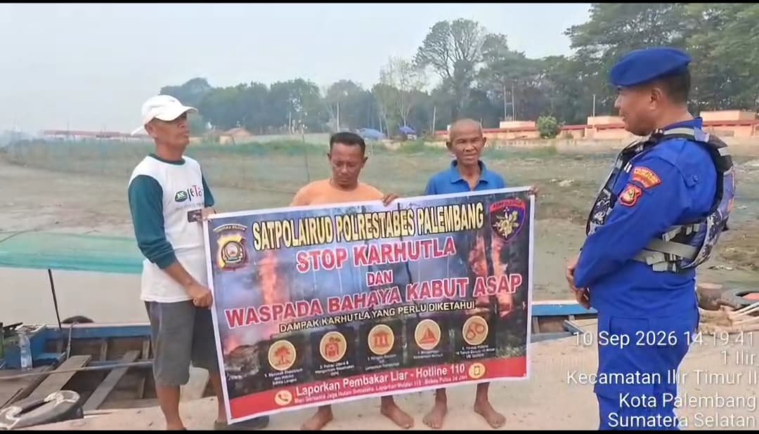 Dari Sungai Musi, Sat Polairud Serukan Stop Karhutla dan Waspada Kabut Asap
