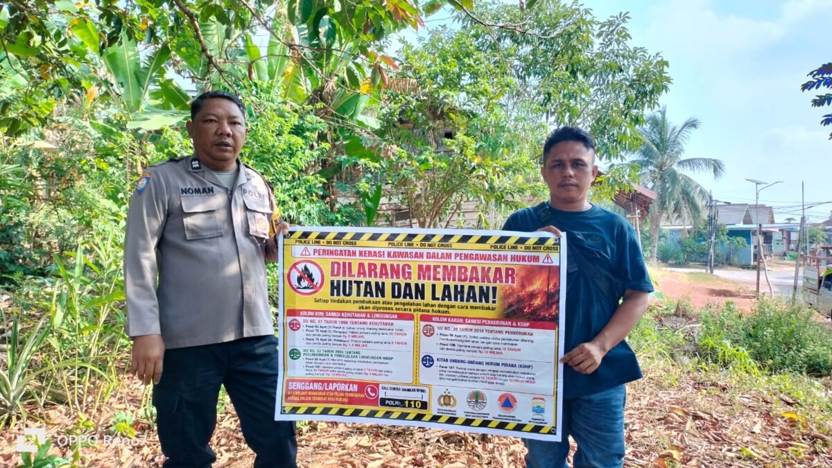 Bhabinkamtibmas Polsek Sukarami Sebarkan Maklumat Kapolda Sumsel, Ajak Warga Stop Karhutla