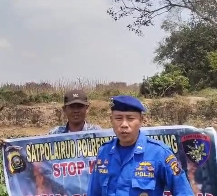 Antisipasi Karhutla, Personel Satpolairud Sisir Sejumlah Wilayah Perairan Palembang