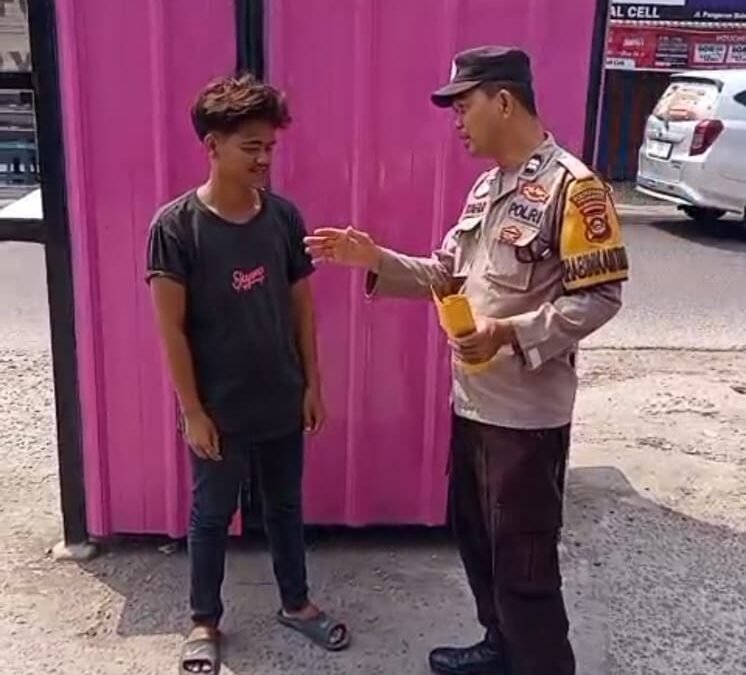Sambangi Warga, Bhabinkamtibmas Ajak Masyarakat Bersama Cegah Karhutla