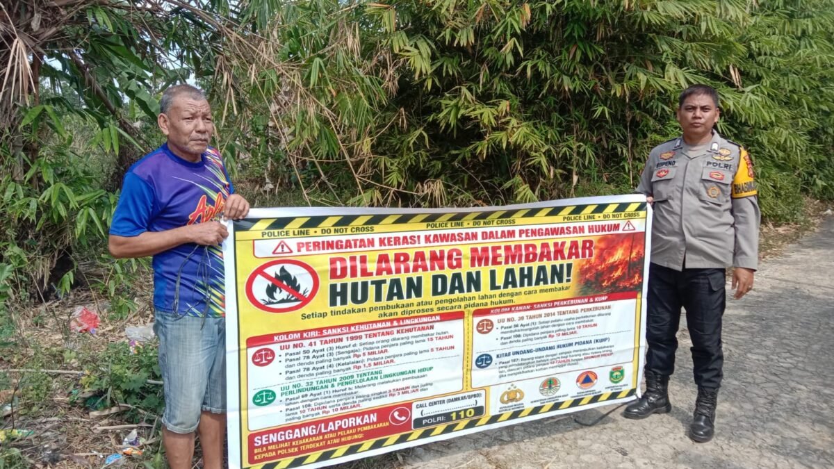 Polisi Perkuat Pencegahan Karhutla, Spanduk Larangan Pembakaran Dipasang di Wilayah Sukarami