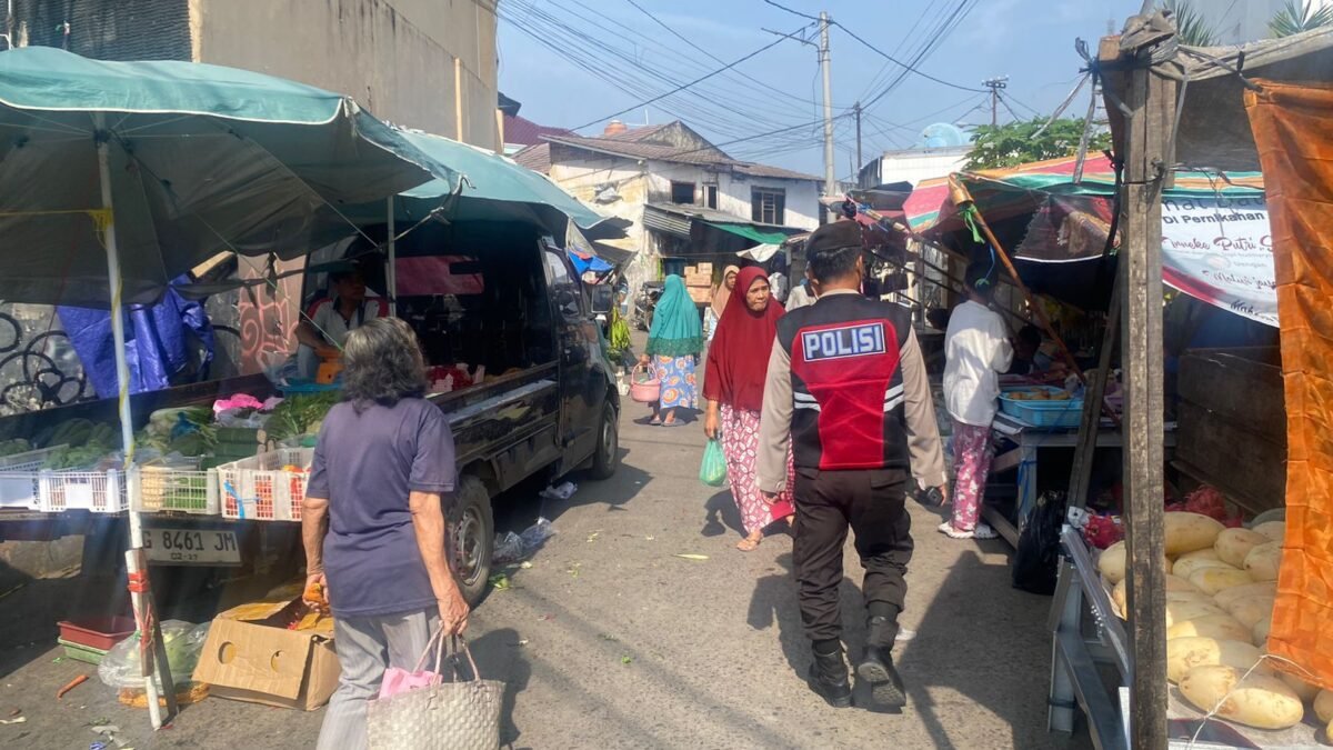 *Hadir di Tengah Masyarakat, Satgas Preventif Ops Sikat I Musi 2026 Sisir Sejumlah Titik di Palembang*
