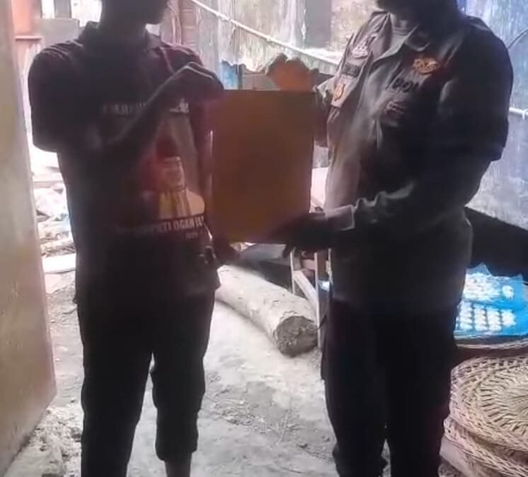 Jaga Lingkungan dari Ancaman Karhutla, Bhabinkamtibmas Sampaikan Imbauan Larangan Membakar Lahan dan Sampah