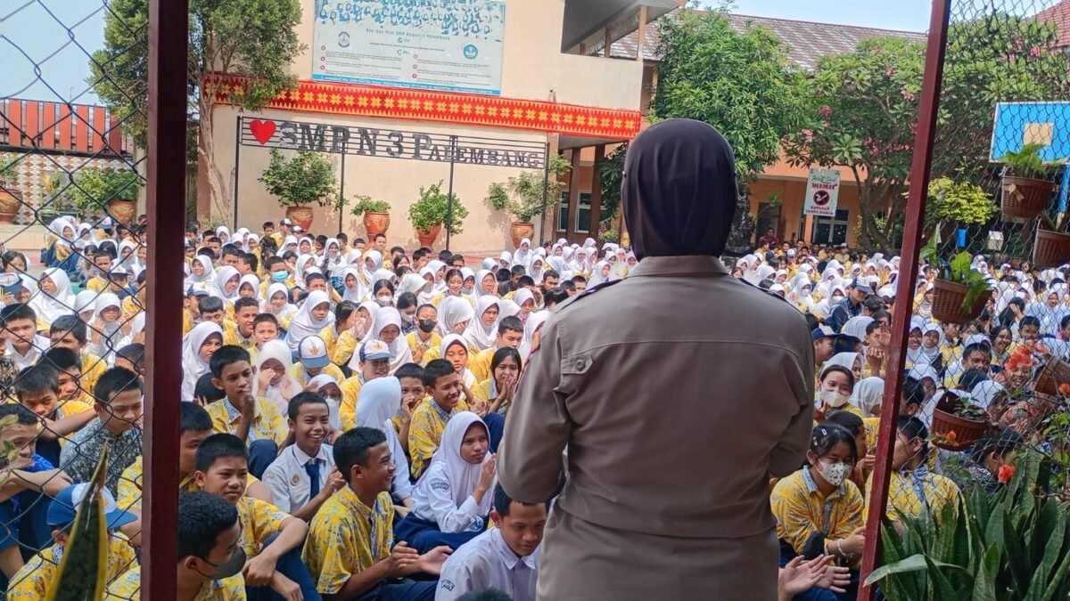 Maraknya Provokasi di Media Sosial, Polrestabes Palembang Ingatkan Siswa SMPN 3 Tak Terprovokasi