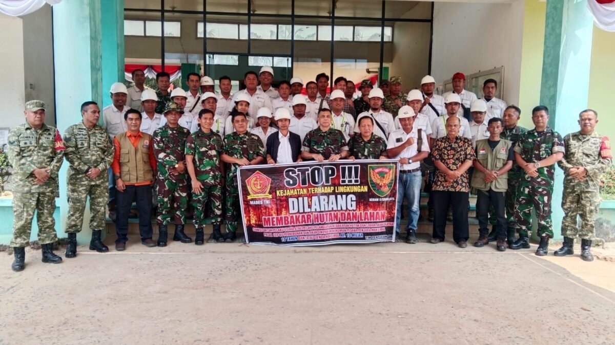 Tim gabungan TNI dan warga bersinergi cegah Karhutla di wilayah Kodim 0403/OKU