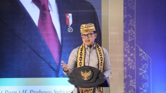 Wamendagri Bima Arya berbicara tentang pengembangan KDKMP sebagai pusat layanan ekonomi desa terintegrasi