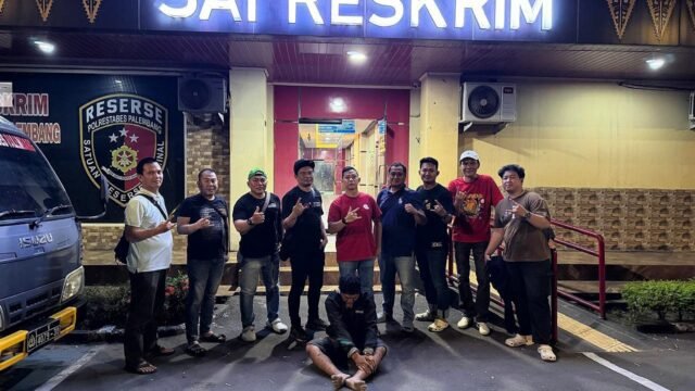 Ilustrasi penangkapan pelaku pencurian motor di gereja Palembang oleh polisi.