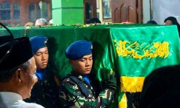 Ilustrasi penganiayaan Serda Ahmad Muzammil Farisa yang diduga dipicu salah beli mi