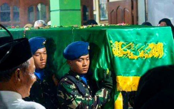 Ilustrasi penganiayaan Serda Ahmad Muzammil Farisa yang diduga dipicu salah beli mi