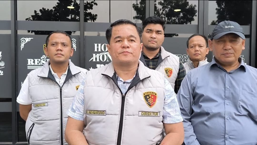 Petugas Polda Sumsel melakukan penanganan kasus Karhutla di Sumatera Selatan