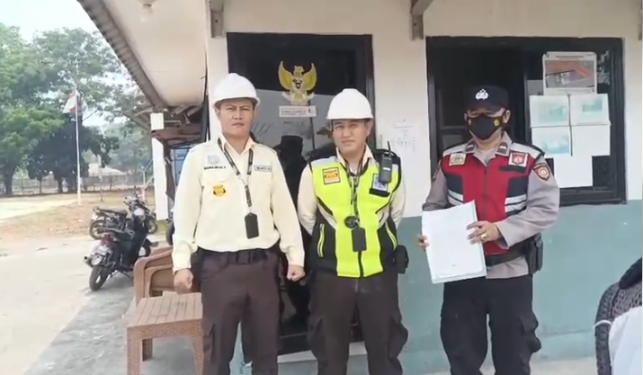 Tingkatkan Kewaspadaan Warga, Polsek Plaju Gelar Patroli Dialogis dan Himbauan Keamanan