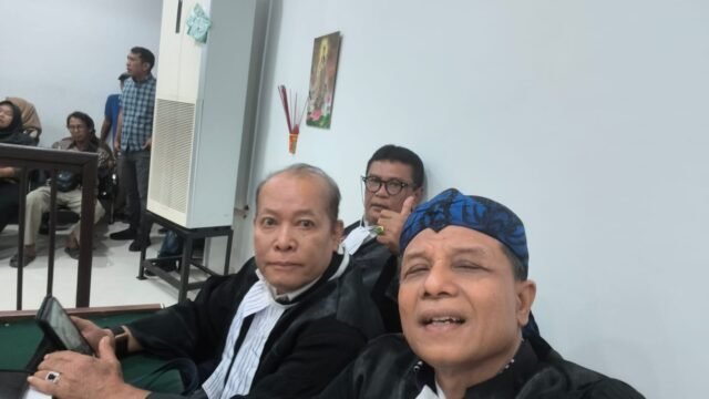 Kuasa hukum Irza Prasetya walk out dari sidang di PN Palembang
