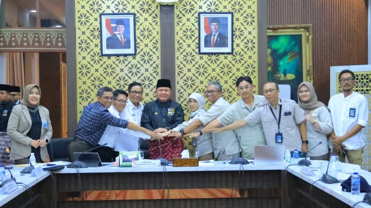 Menteri PKP Maruarar Sirait dan Gubernur Sumsel Herman Deru membahas penambahan kuota rumah bersubsidi di Sumatera Selatan.
