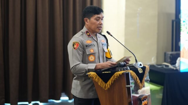 Kapolda Sumsel Irjen Pol Sandi Nugroho dan Brigjen Pol Rony Samtana