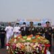 Kasdam II/Swj Brigjen TNI Iwan Ma'ruf Zainudin memotong tumpeng pada syukuran HUT TNI Palembang ke-81 di Lanud SMH.