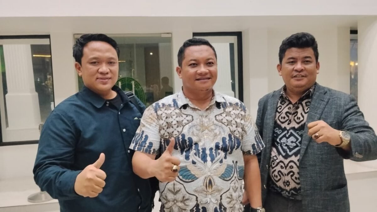 Kuasa hukum Junaidi menjelaskan kedudukan surat perdamaian di persidangan Palembang